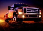 开云体育app-绿茵场与篮球馆的奇妙共振，西甲德比硝烟未散，尼克斯奇才之战再燃烽火