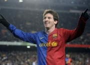 开云在线赛事平台-F1新赛季揭幕战之夜，浓眉展现巨星价值，跨界竞技场上的王者风范