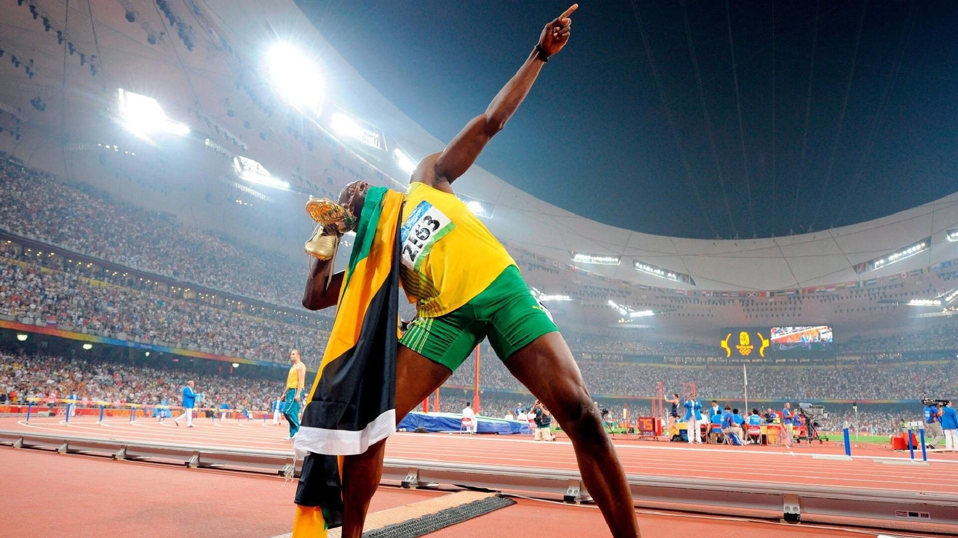 年度焦点之战,里昂绝境反击,惊险力克塞维利亚